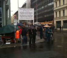 2010-Berlijn-checkpoint Charlie