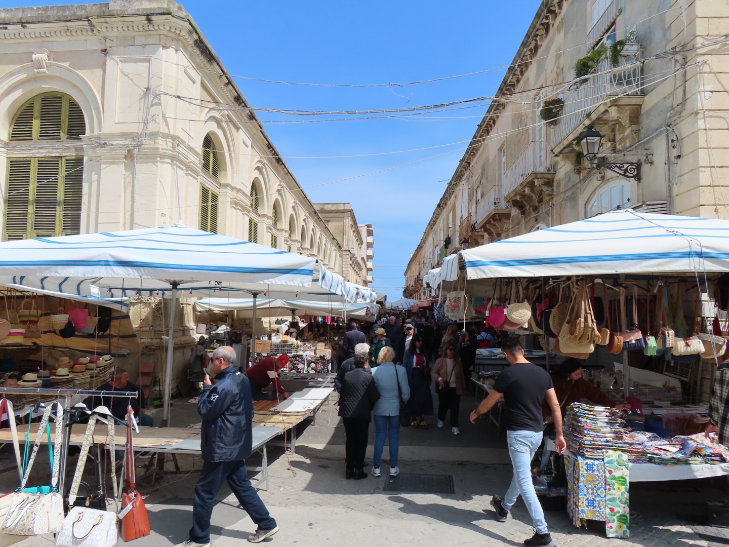 20250403-11_Italië_Sicilië_Giardini Naxos_20250405-103051